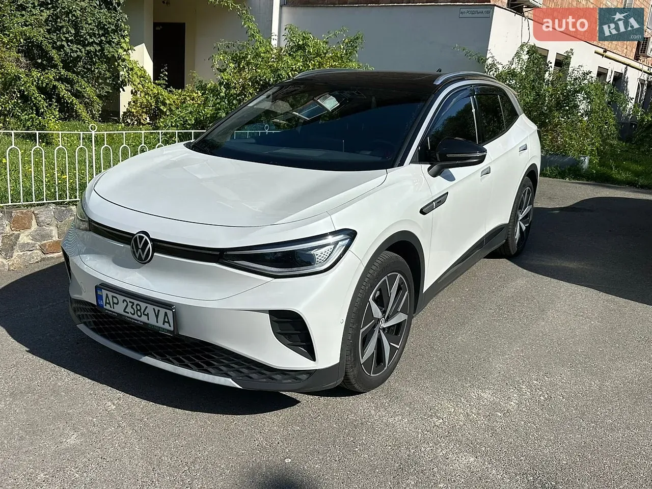 Volkswagen Id.4 2023 photo 2