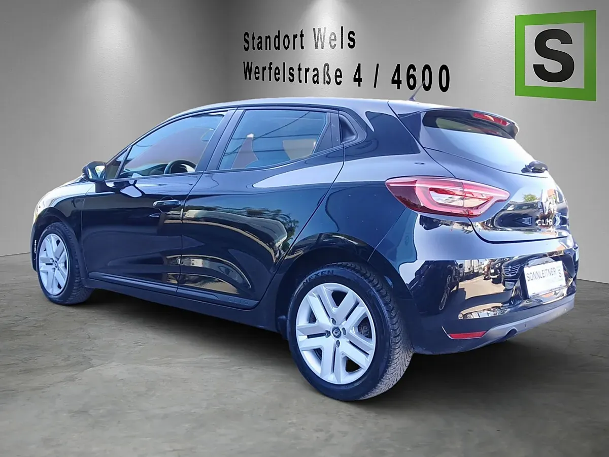 Renault Clio 2022 photo 2