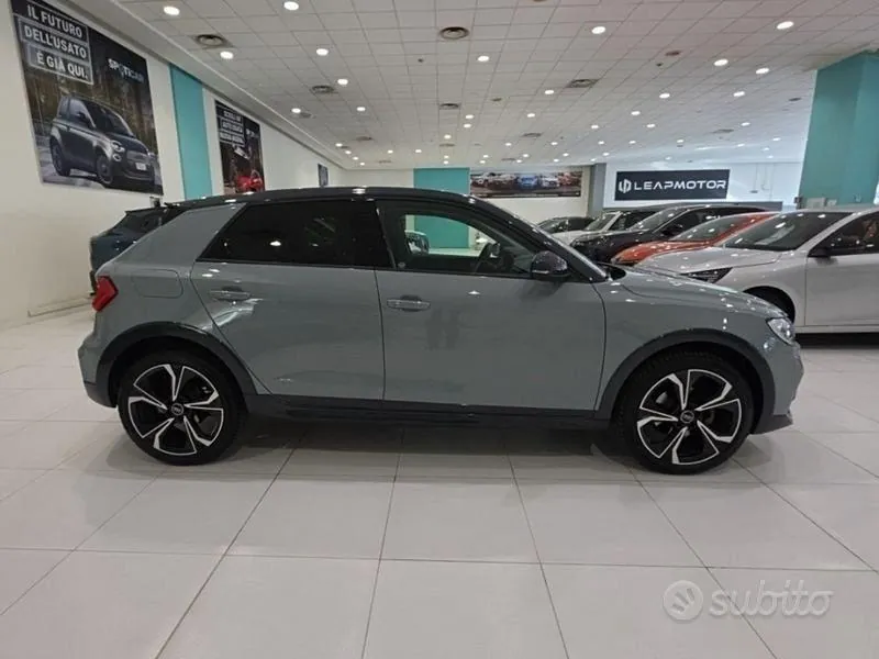 Audi A1 2023 photo 2