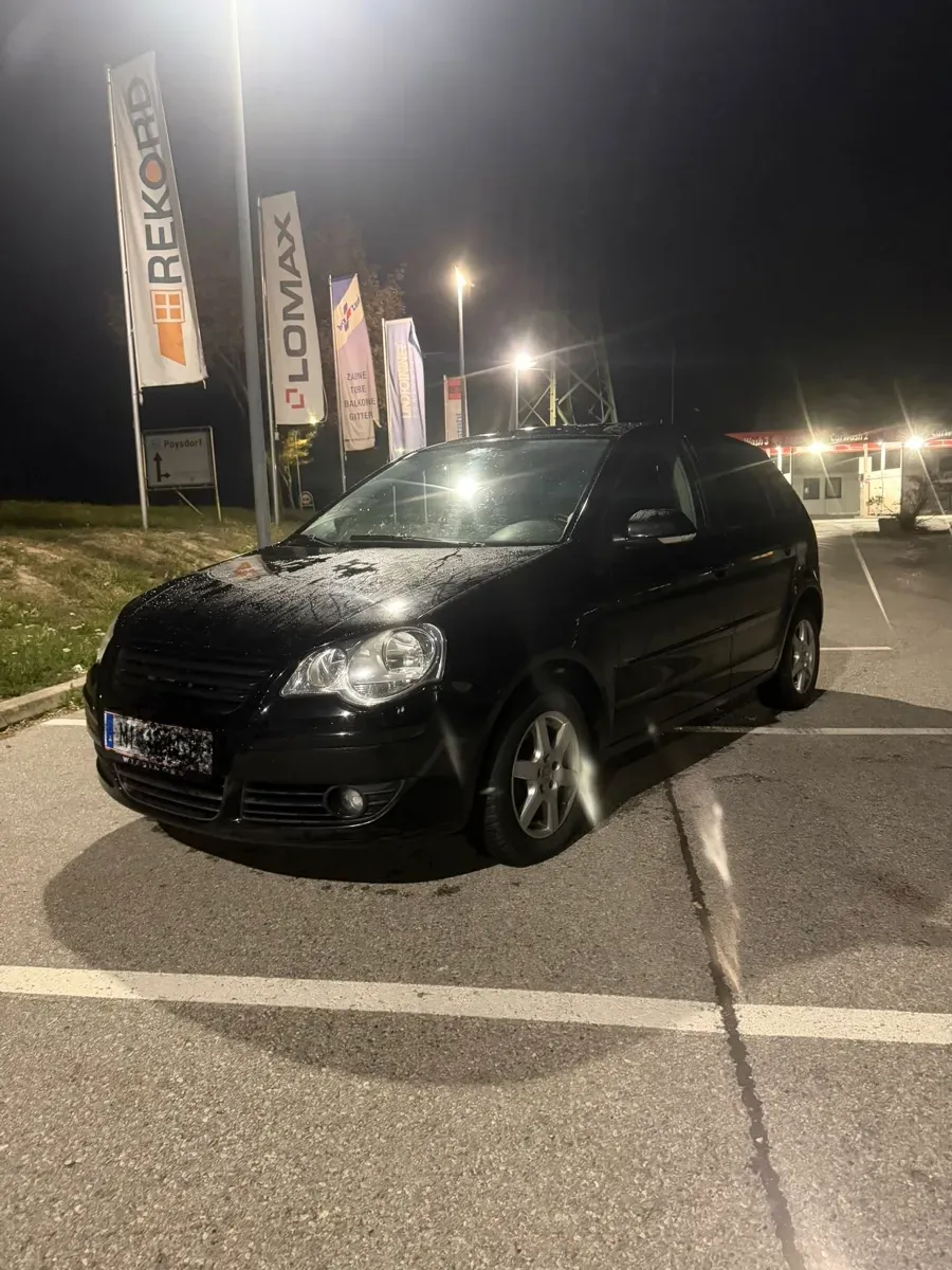 Volkswagen Polo 2007 photo 2