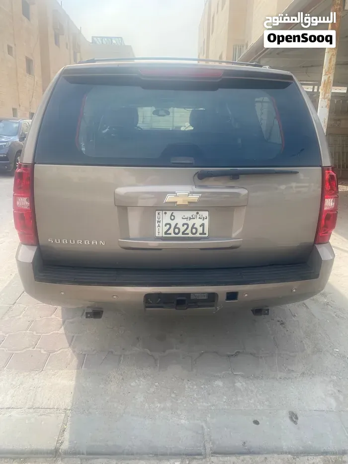 Chevrolet Suburban 2007 photo 2
