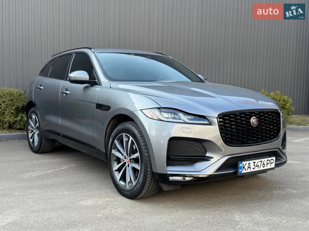 Jaguar F-Pace 2022 photo 2