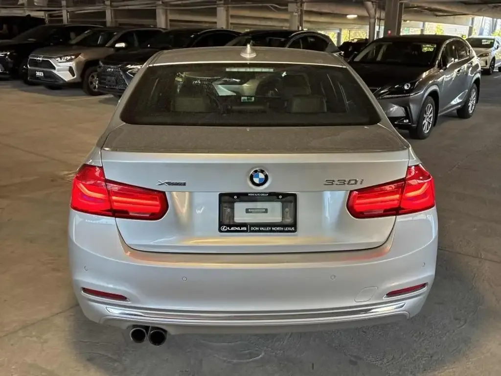 BMW 3 Series 2017 photo 5