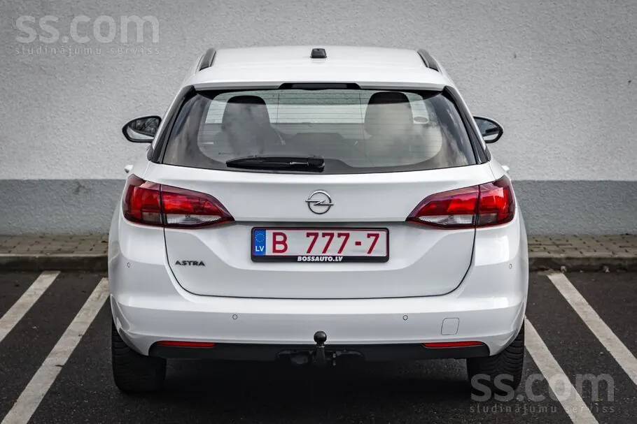Opel Astra 2021 photo 5