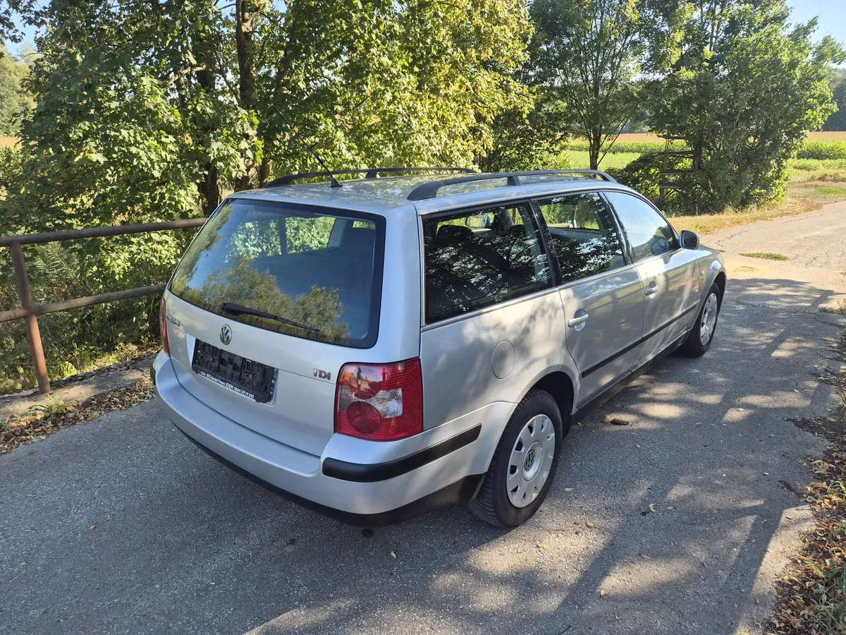 Volkswagen Passat 2001 photo 3