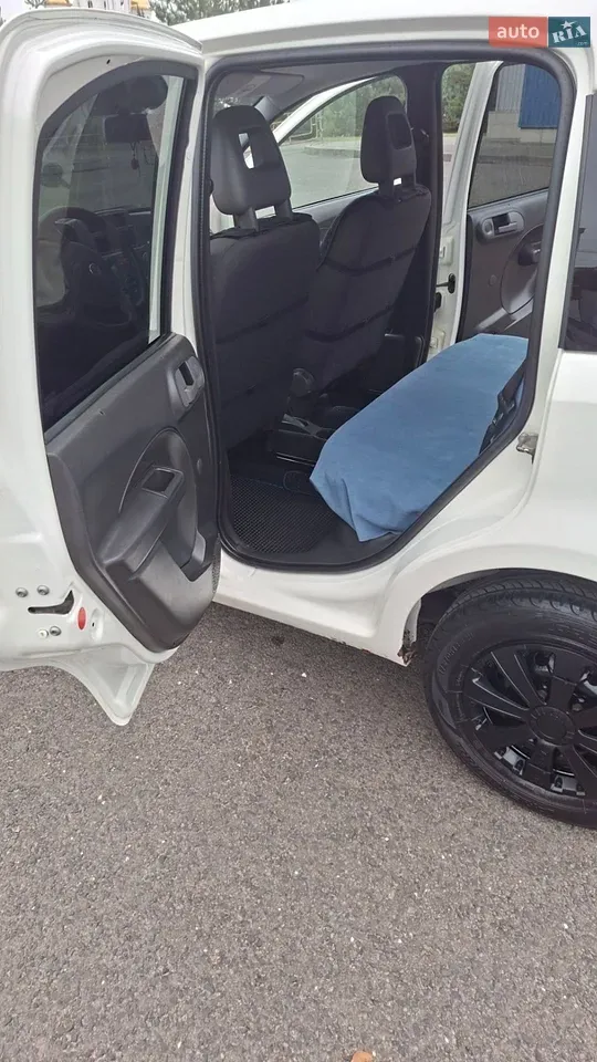 Fiat Panda 2011 photo 5