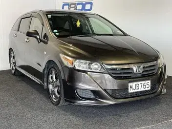Honda Stream 2008 photo 2