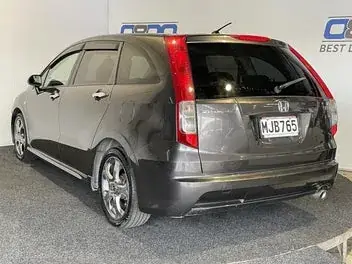 Honda Stream 2008 photo 5