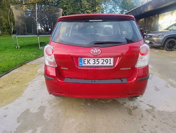 Toyota Verso 2010 photo 4