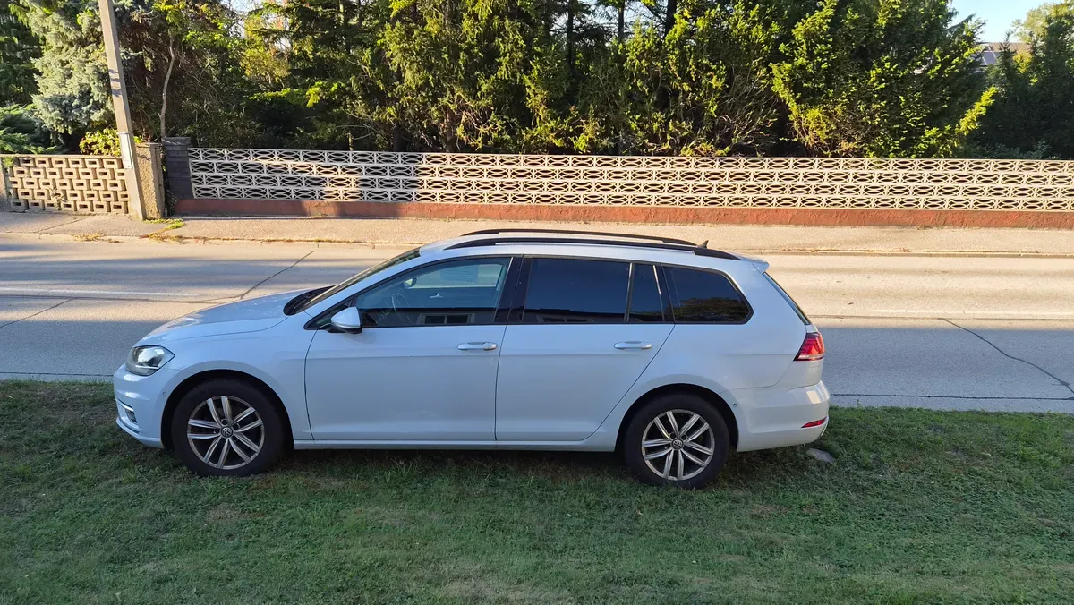 Volkswagen Golf 2018 photo 2