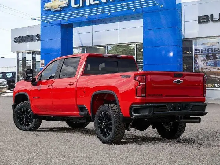 Chevrolet Silverado 2500 2026 photo 4