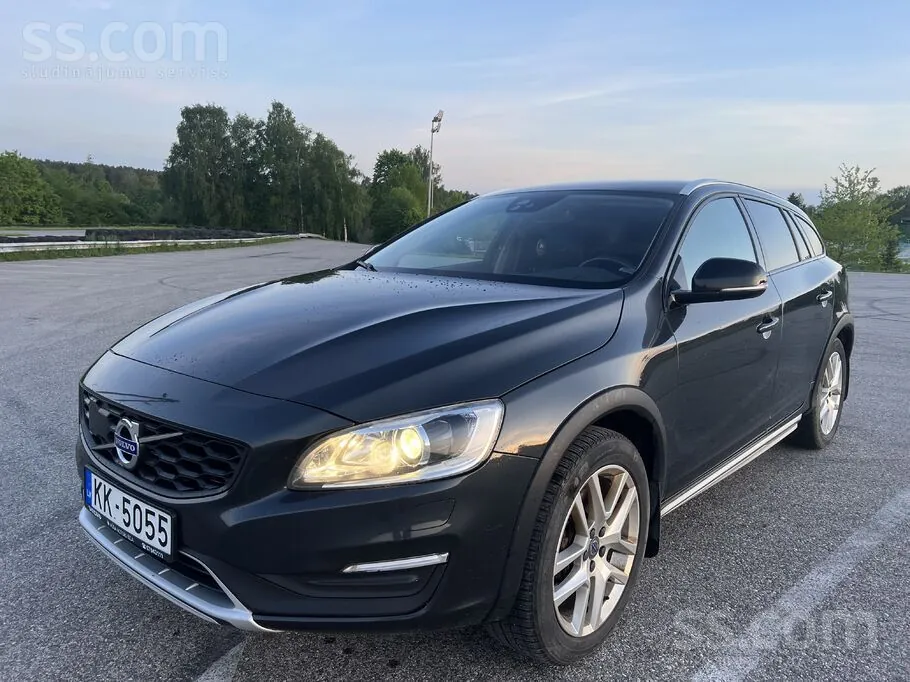 Volvo V60 2018 photo 2