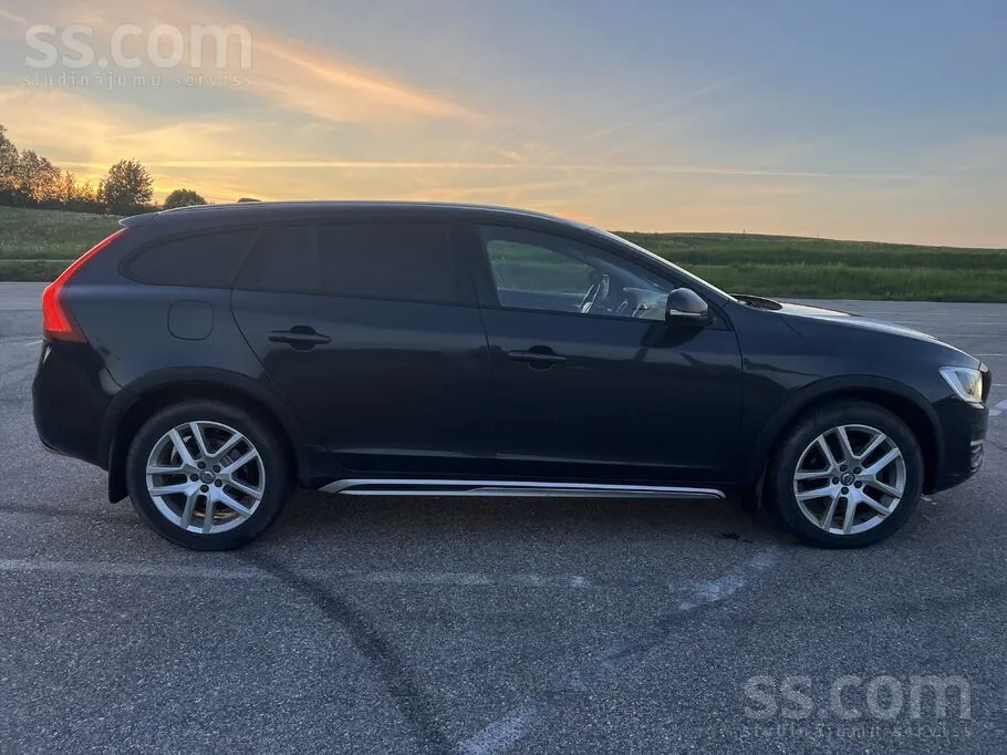 Volvo V60 2018 photo 5