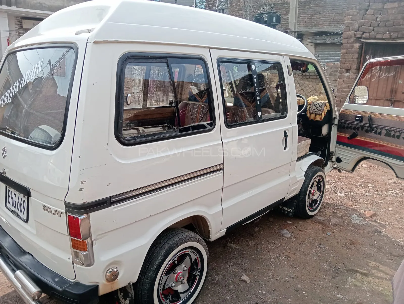 Suzuki Bolan