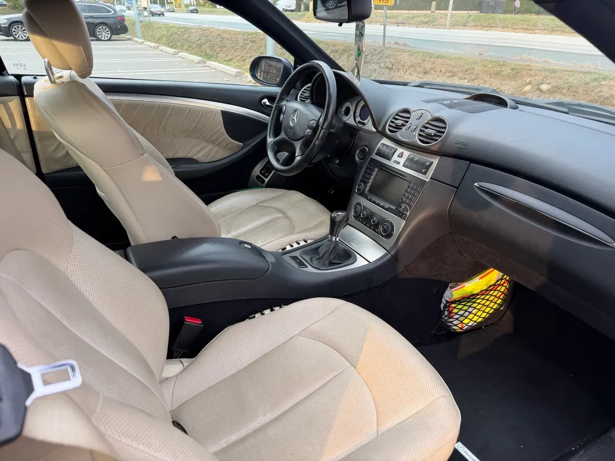 Mercedes-Benz Clk-Class