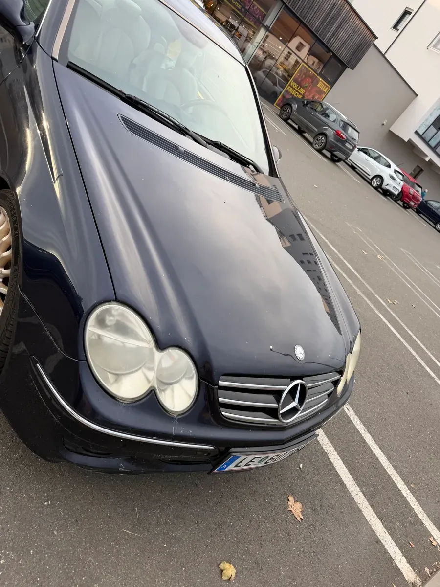 Mercedes-Benz Clk-Class 2008 photo 2