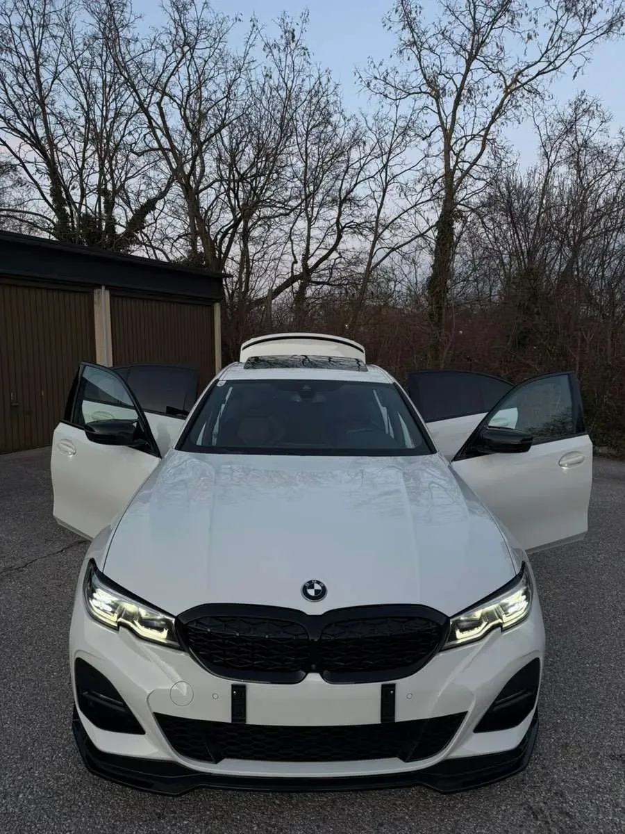 BMW 3 Series 2021 photo 2