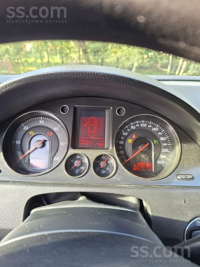 Volkswagen Passat 2005 photo 4