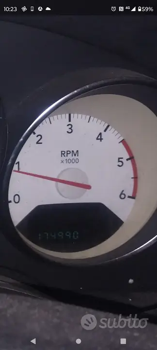 Dodge Caliber 2010 photo 2