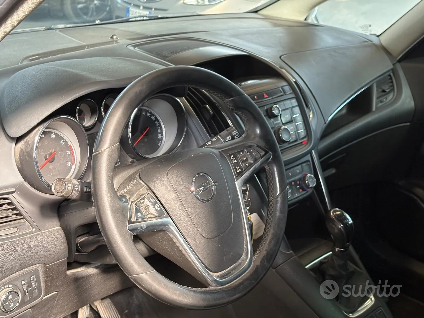 Opel Zafira Tourer 2013 photo 5