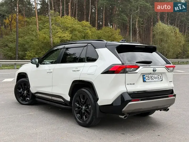 Toyota Rav4 2022 photo 4