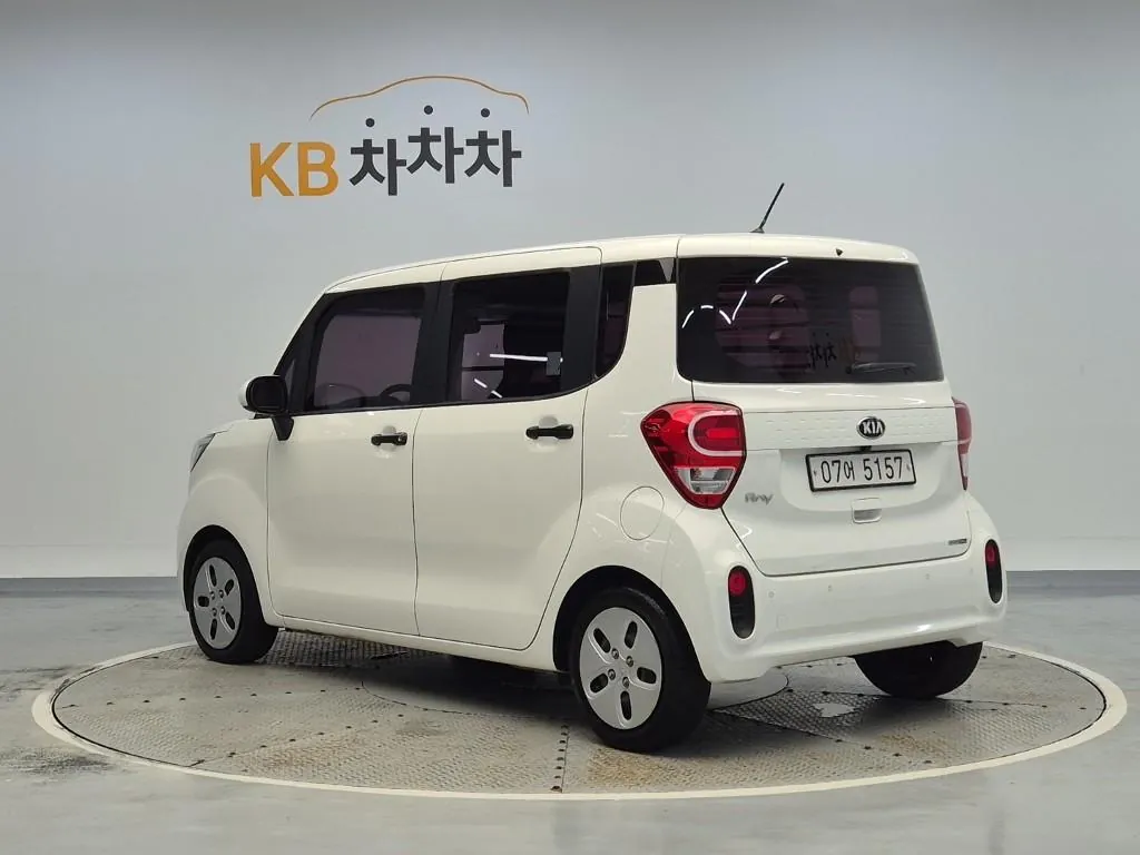Kia Ray 2018 photo 2