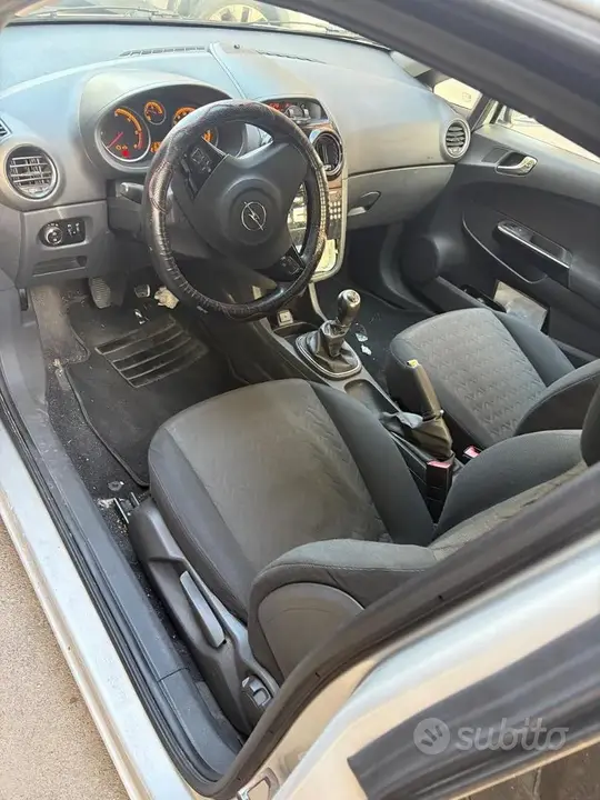 Opel Corsa 2014 photo 4