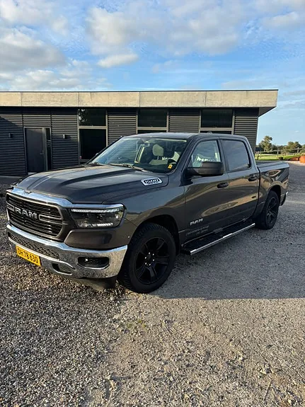 Dodge Ram 1500 2019 photo 2