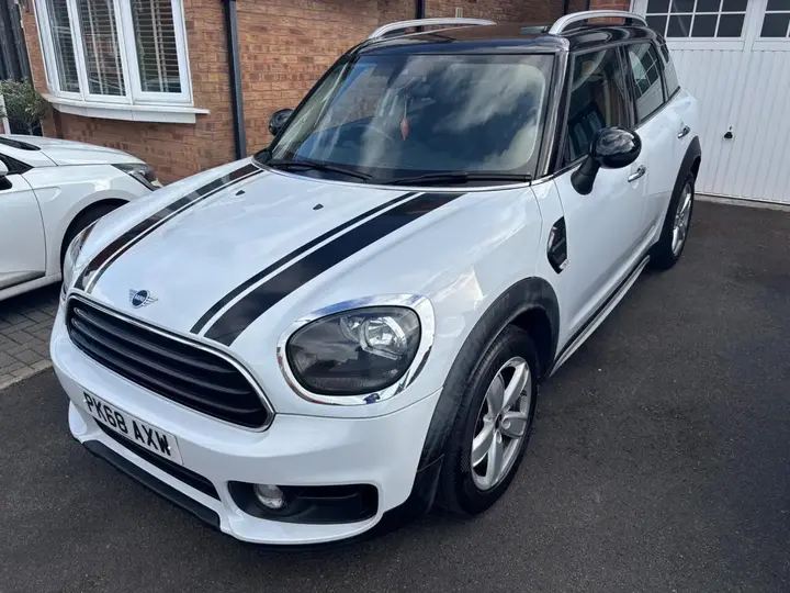 Mini Countryman 2018 photo 3