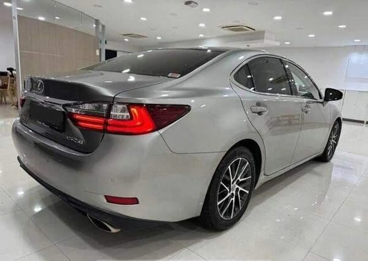 Lexus Gs 2016 photo 2