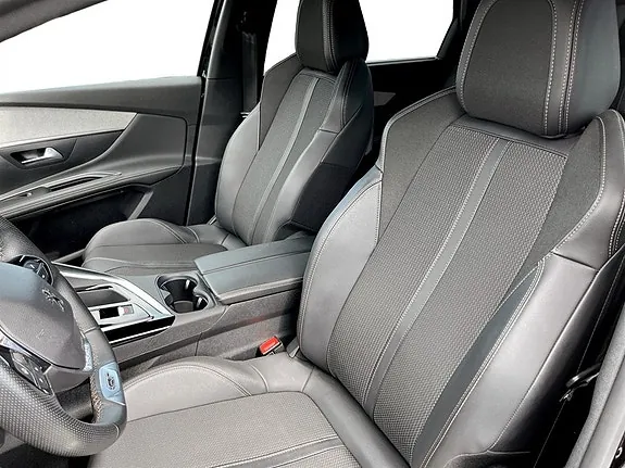 Peugeot 5008 2023 photo 5