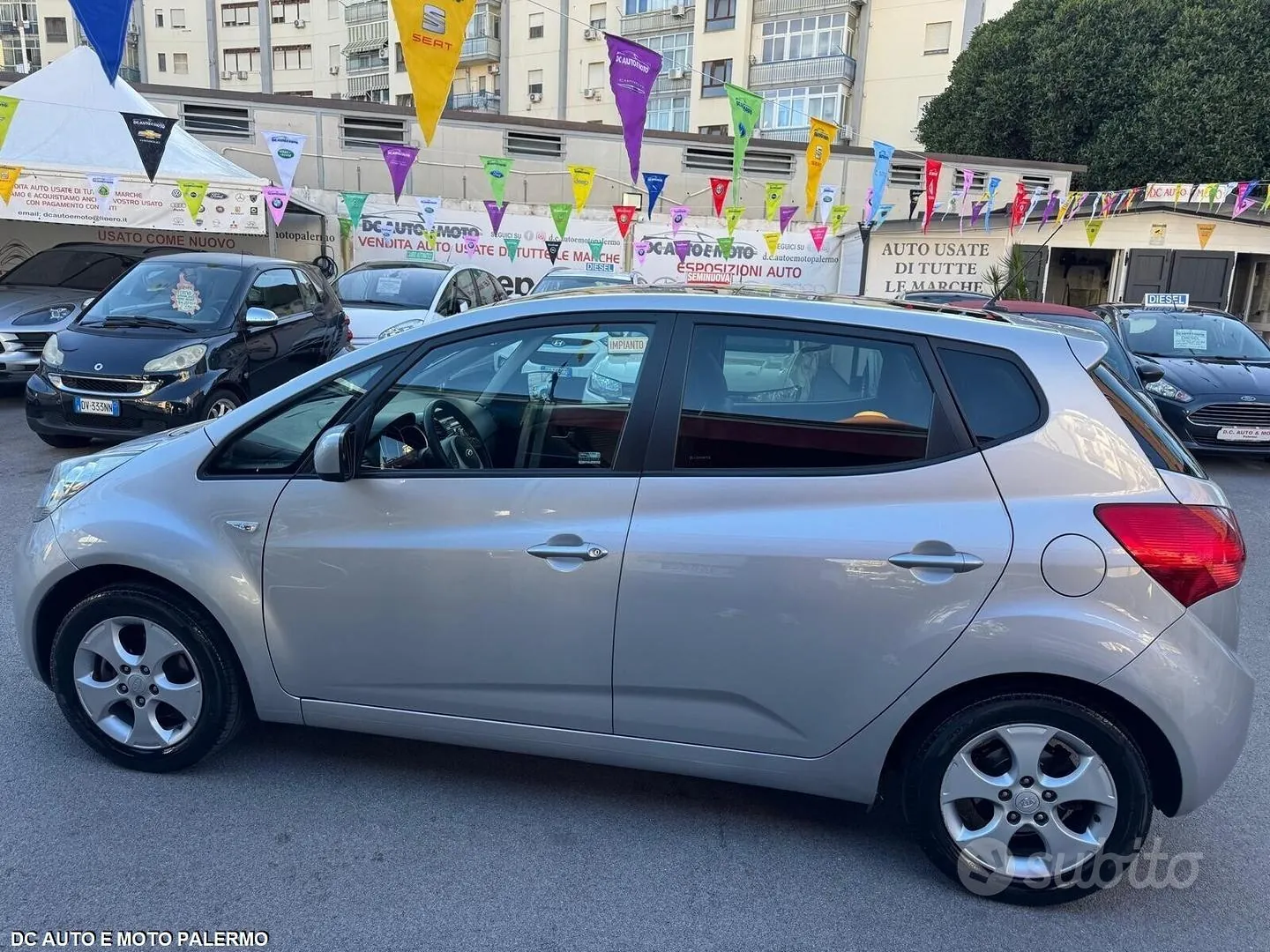 Kia Venga 2013 photo 2