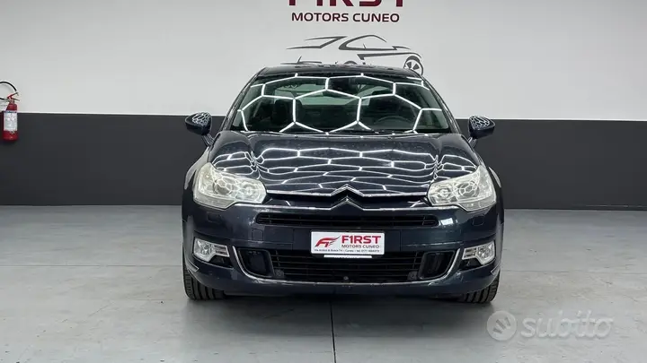Citroen C5 2010 photo 3