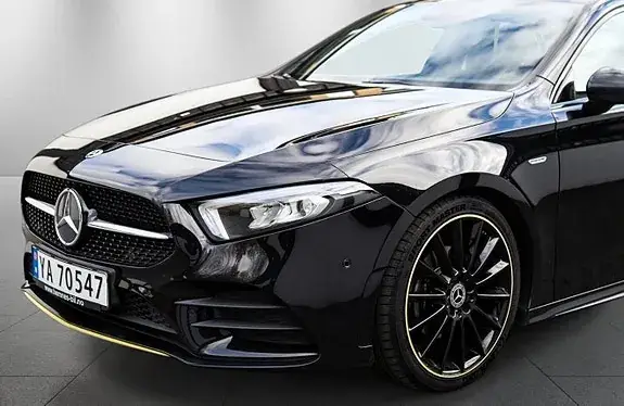 Mercedes-Benz A 200 2018 photo 4
