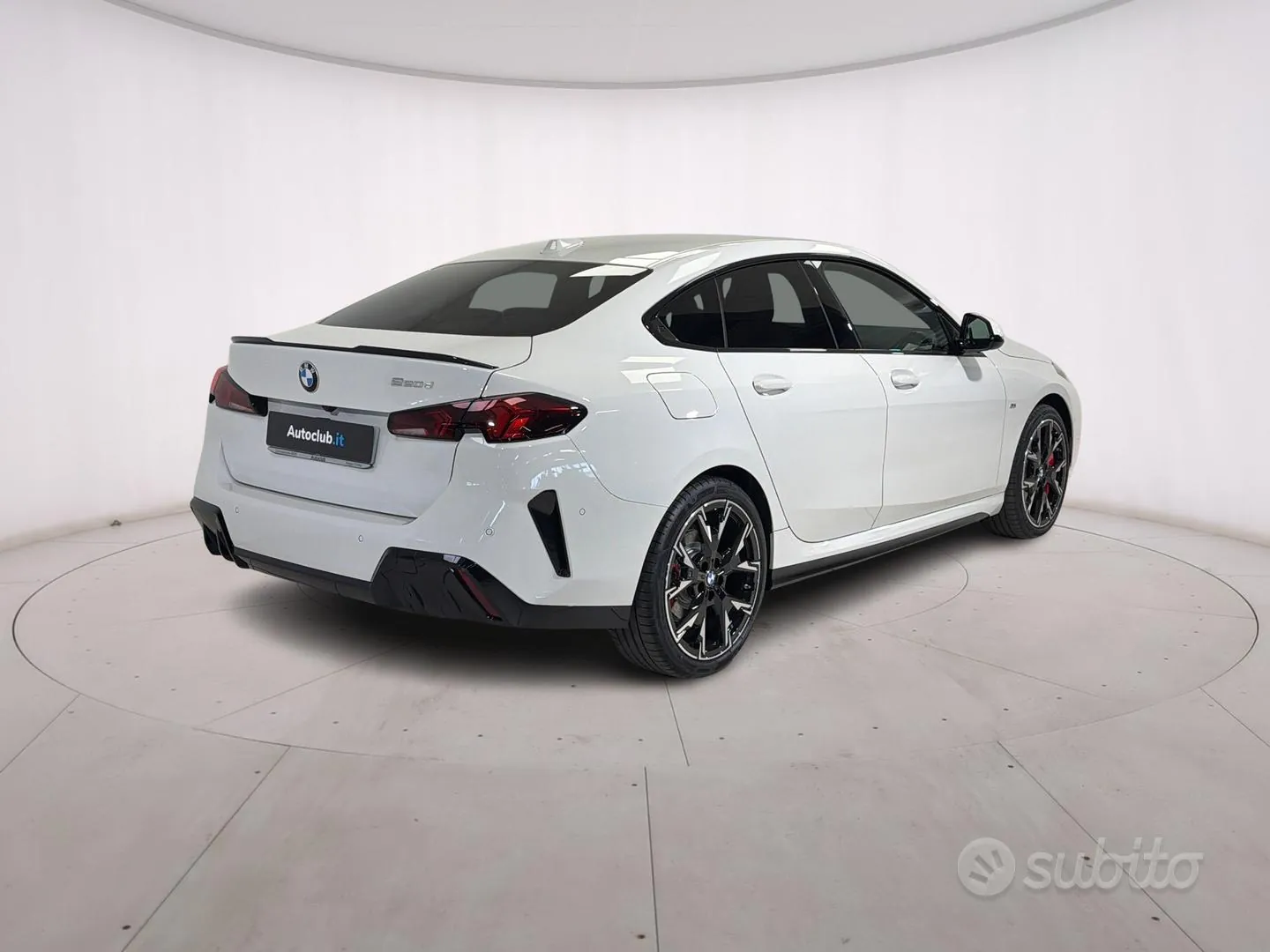 BMW 2 Series 2023 photo 2
