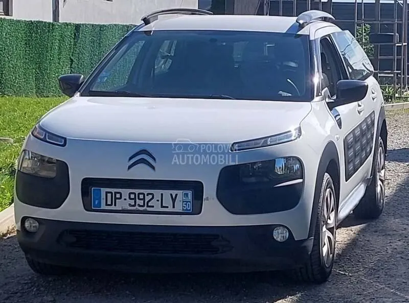 Citroen C4 Cactus 2015 photo 2