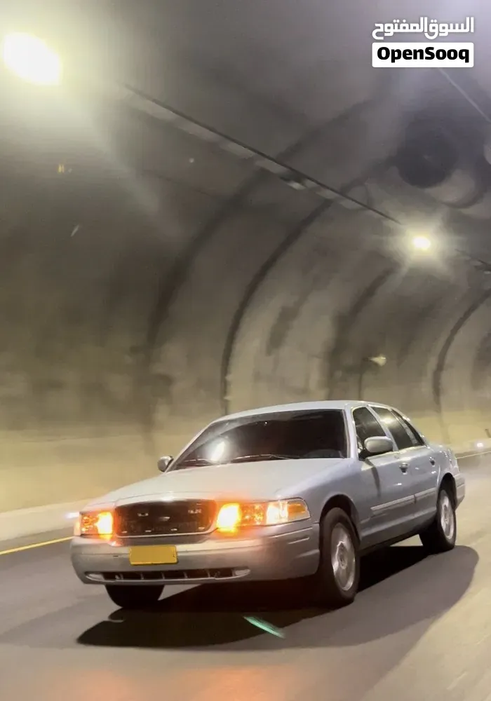 Ford Crown Victoria