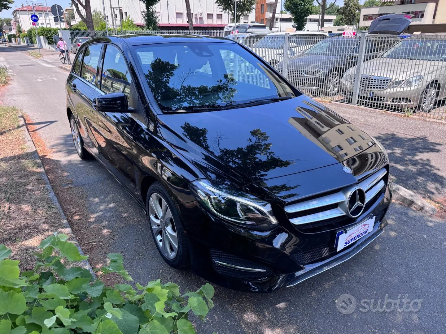 Mercedes-Benz B