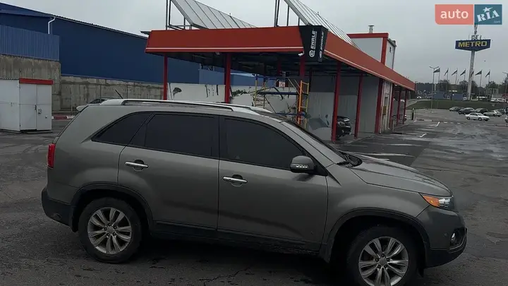 Kia Sorento 2012 photo 5