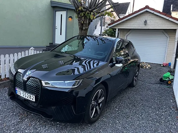 BMW Ix