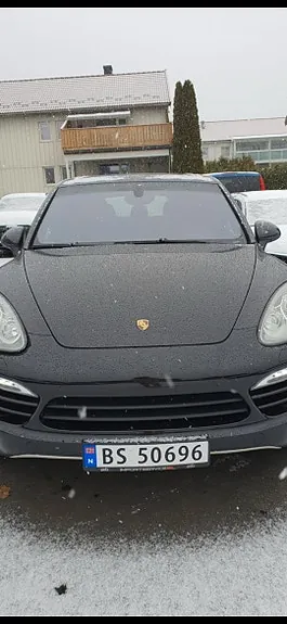 Porsche Cayenne 2012 photo 4