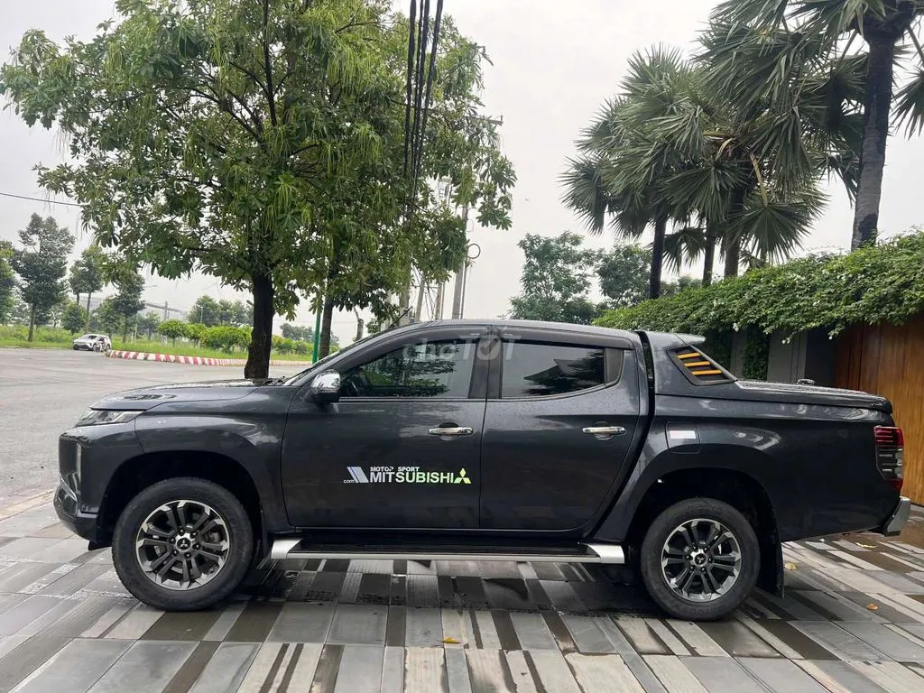 Mitsubishi Triton 2019 photo 2