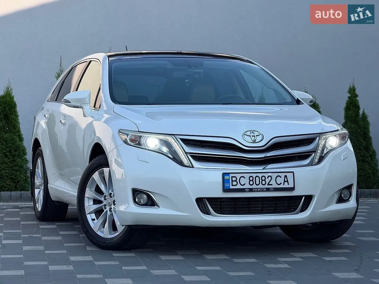 Toyota Venza 2014 photo 2