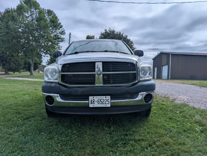 Dodge Ram 1500 2008 photo 2