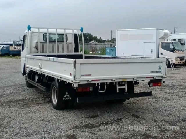 Mitsubishi Canter 2016 photo 3