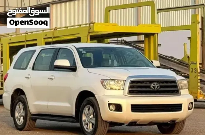 Toyota Sequoia 2015 photo 3