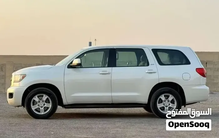 Toyota Sequoia 2015 photo 4