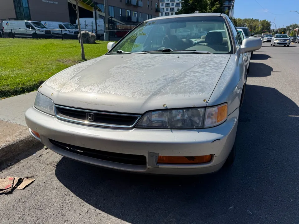 Honda Accord 1997 photo 2