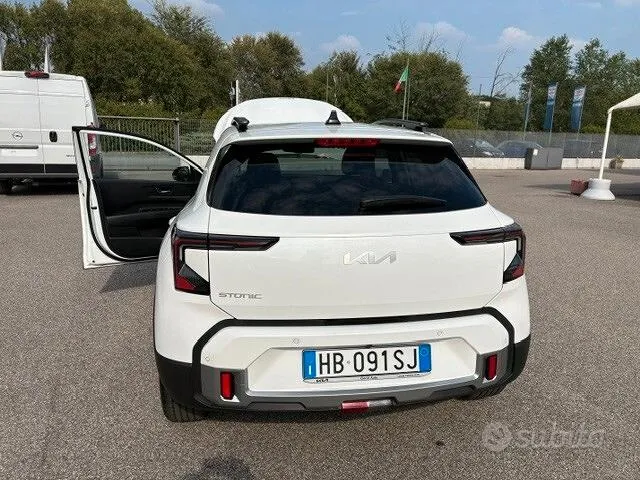 Kia Stonic 2025 photo 4