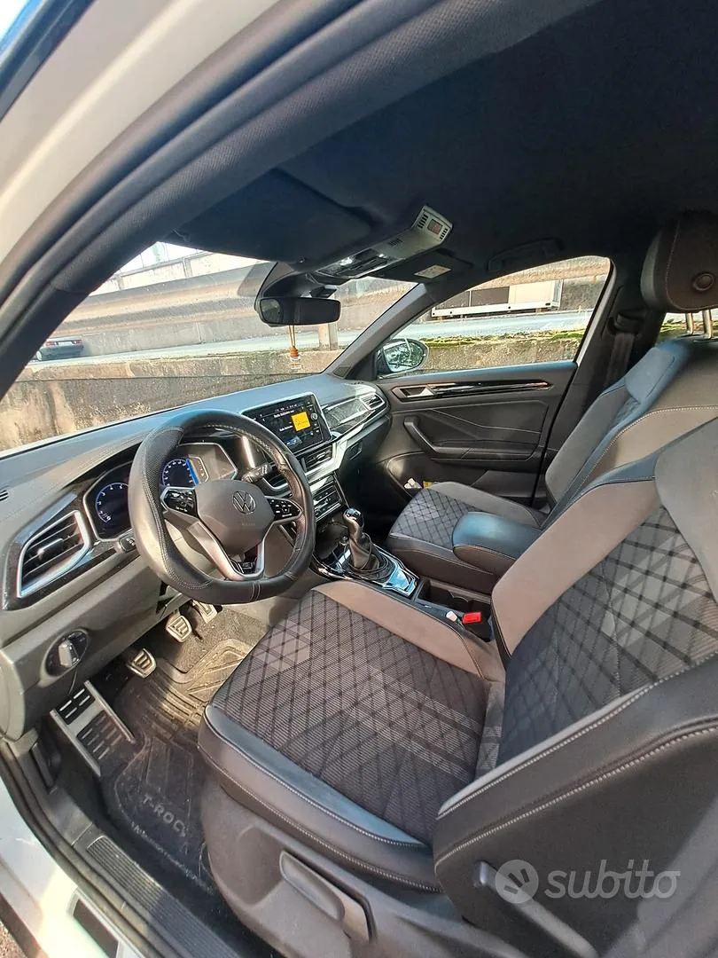 Volkswagen T-Roc 2022 photo 4